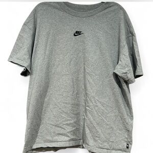 Nike Men's Heather Gray Short Sleeve Tee With Embroidered Logo | XL